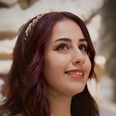 Photo of Sarah Alsinjary